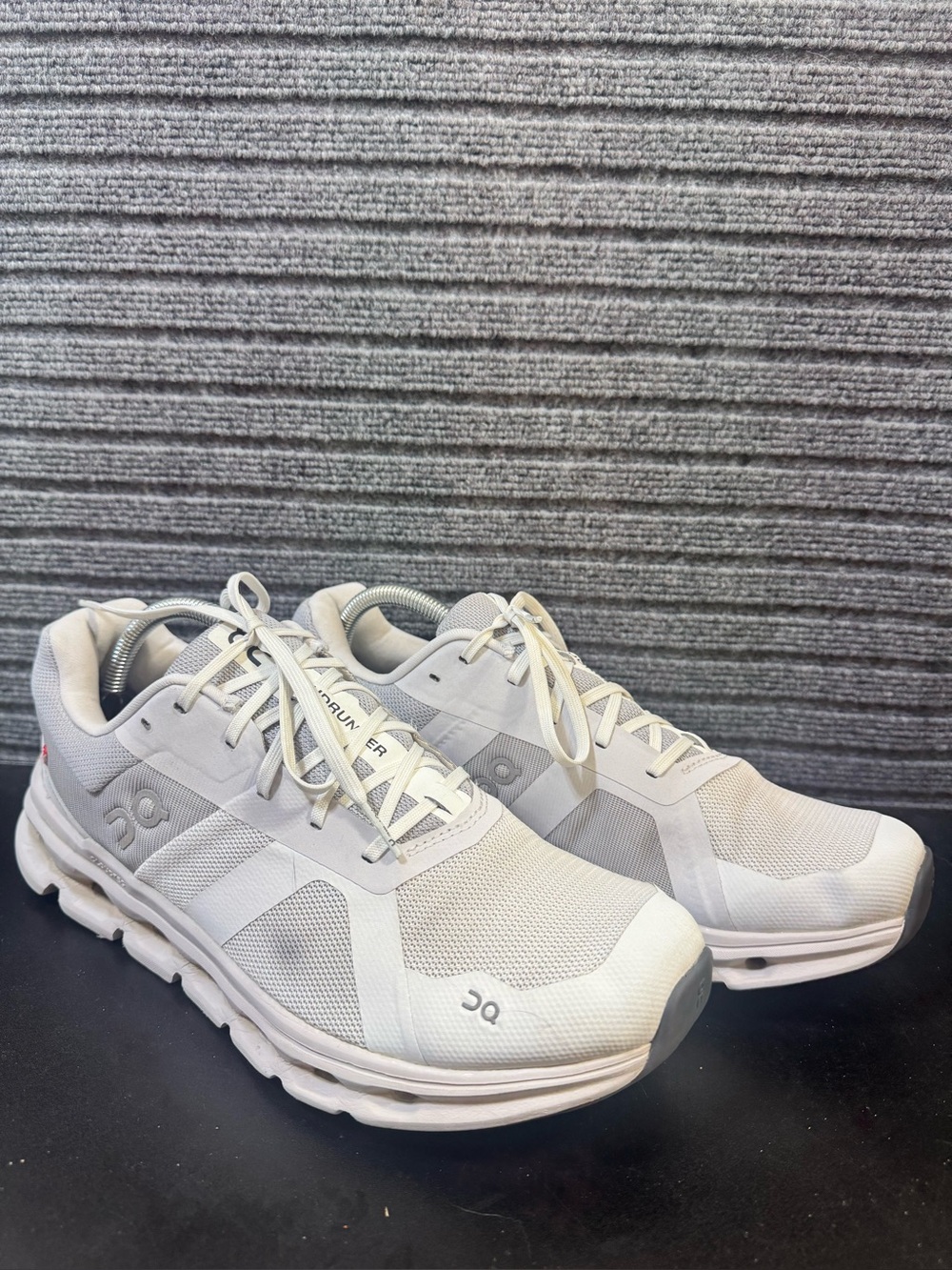 On Cloudrunner Women’s 11